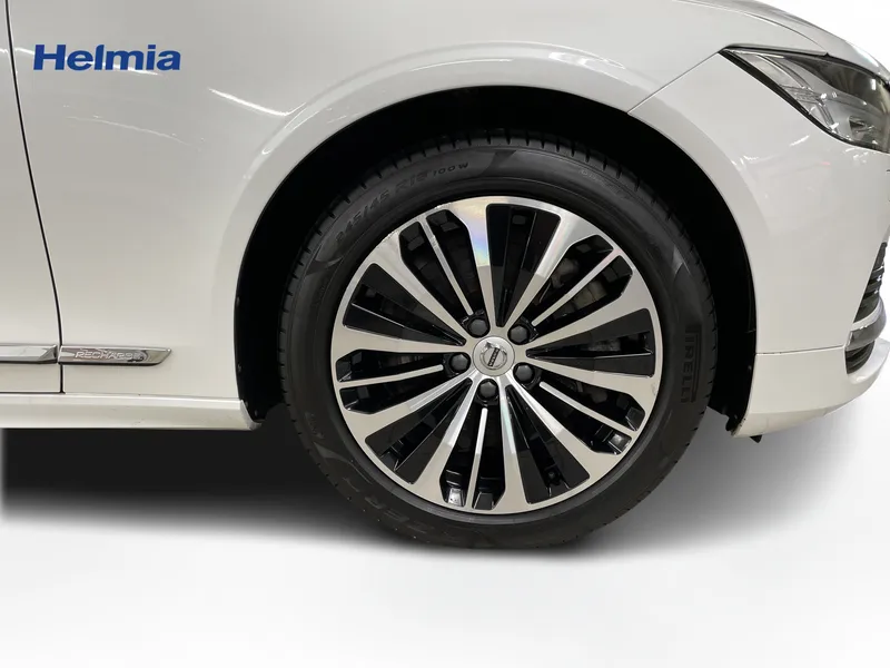 Bild 10 av 15 – Volvo V90 Recharge T6 Core Bright