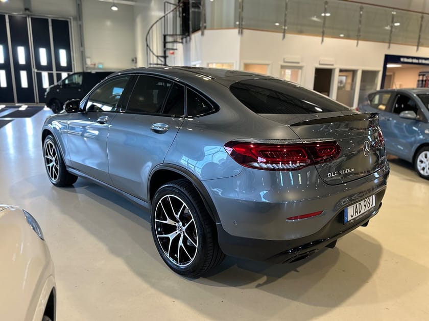 Bild 4 av Mercedes-Benz GLC 300 de Coupé 4MATIC 9G-Tronic AMG Line/360/Drag/moms
