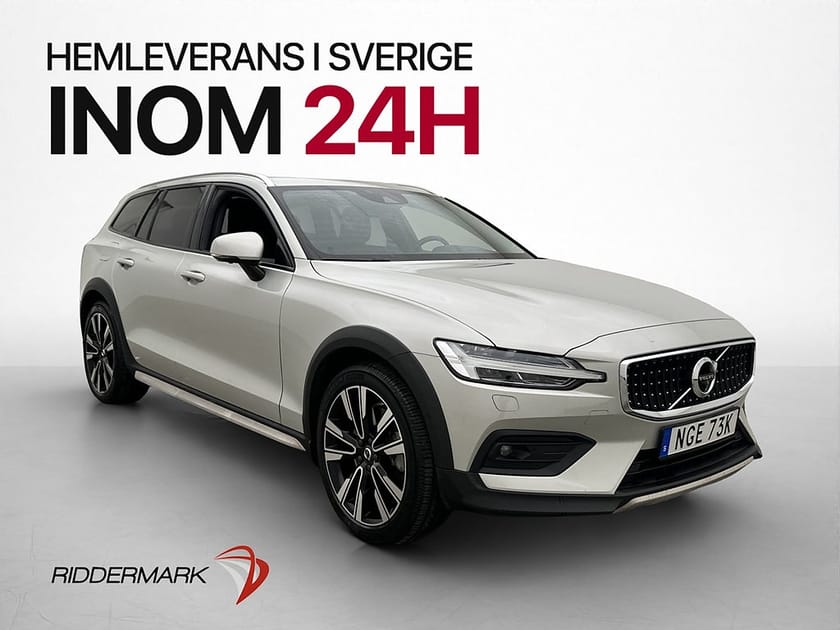 Bild 2 av Volvo V60 Cross Country D4 AWD H/K Läder 360° Drag Värm 190