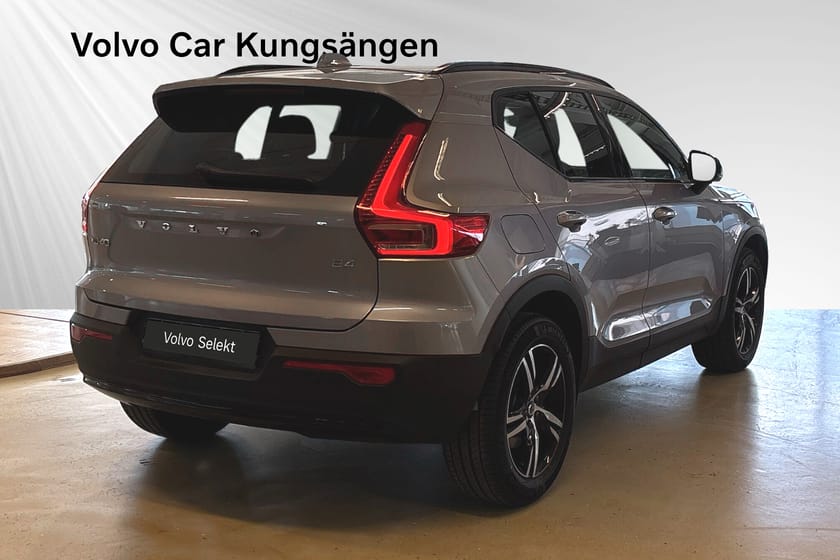 Bild 5 av Volvo XC40 B4 FWD Bensin Plus Dark
