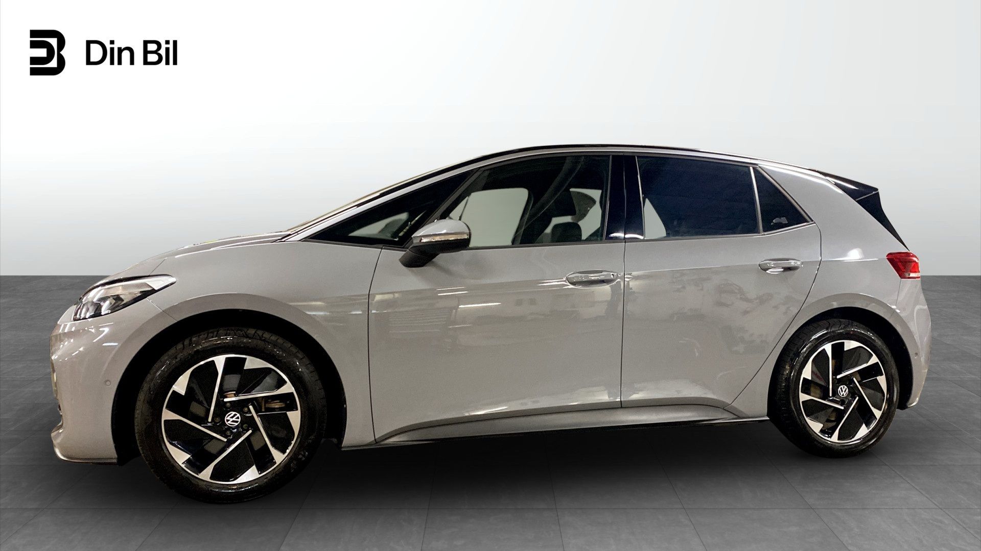Volkswagen ID.3 Pro Performance 2024, bild 2/10