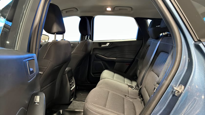 Bild 4 av Ford Kuga Plug-In Hybrid Titanium PHEV 225hk Automat