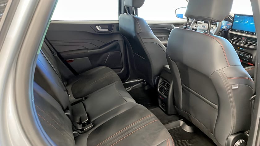 Bild 5 av Ford Kuga Plug-In Hybrid ST-LINE X 2.5 PHEV FWD 243HK / B&O  / 360-kamera