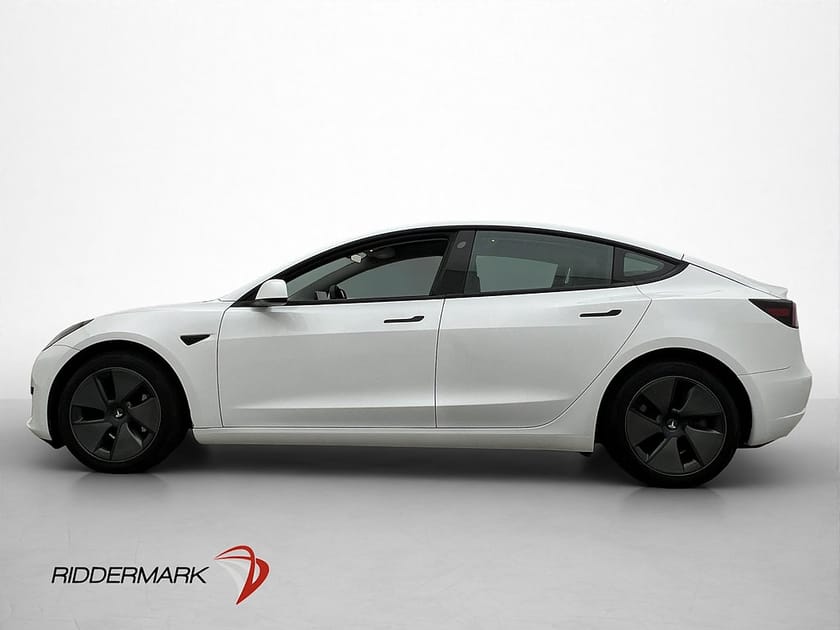 Bild 5 av Tesla Model 3 Standard Range Plus Pano Kamera Värmepump