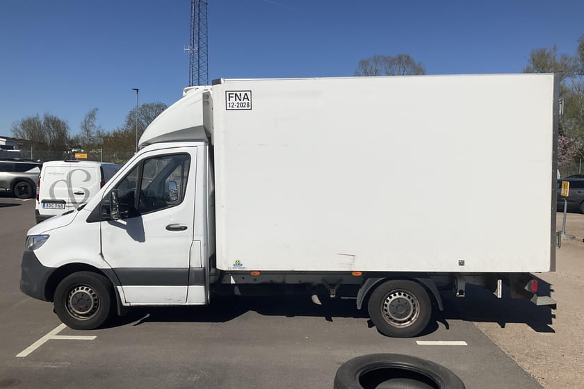 Bild 3 av Mercedes-Benz Sprinter 315 CDI RWD Chassi Kylbil 150hk Reparationsobjekt