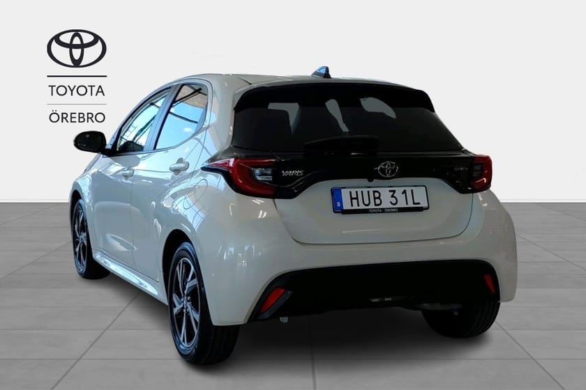Bild 3 av Toyota Yaris Hybrid 115 Active Plus Vinterhjul