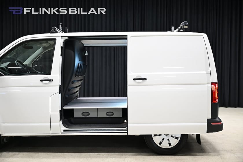 Bild 5 av Volkswagen Transporter 4Motion DSG 150HK Dubbeldörr|Dubbelgolv|LED|Moms|SeUtr!
