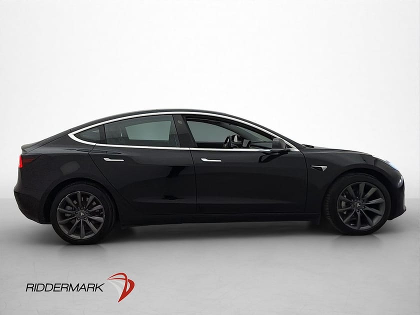 Bild 5 av Tesla Model 3 Long Range Dragkrok Autopilot Parkeringsklimat