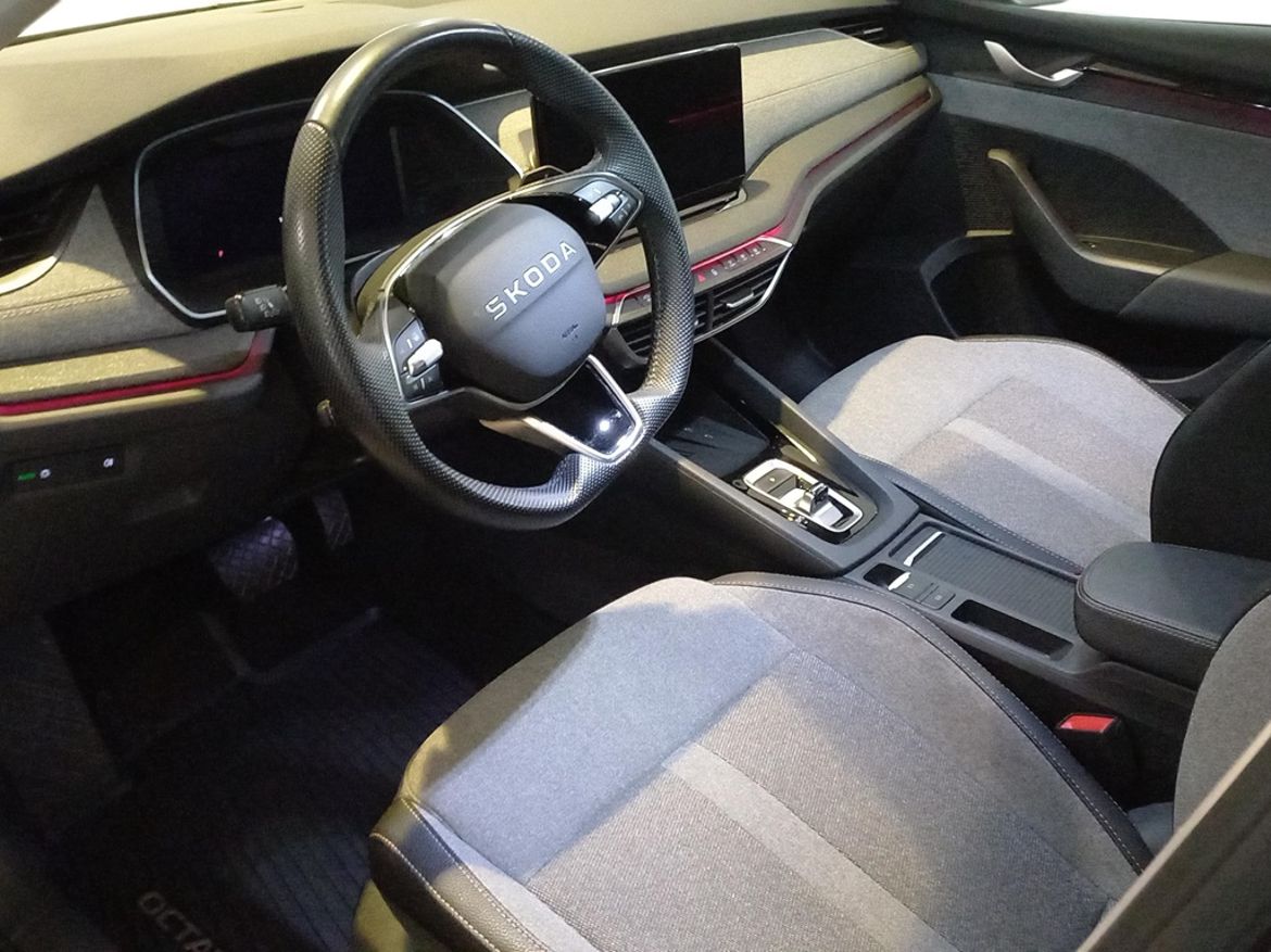 Škoda Škoda Octavia Kombi — bild 9