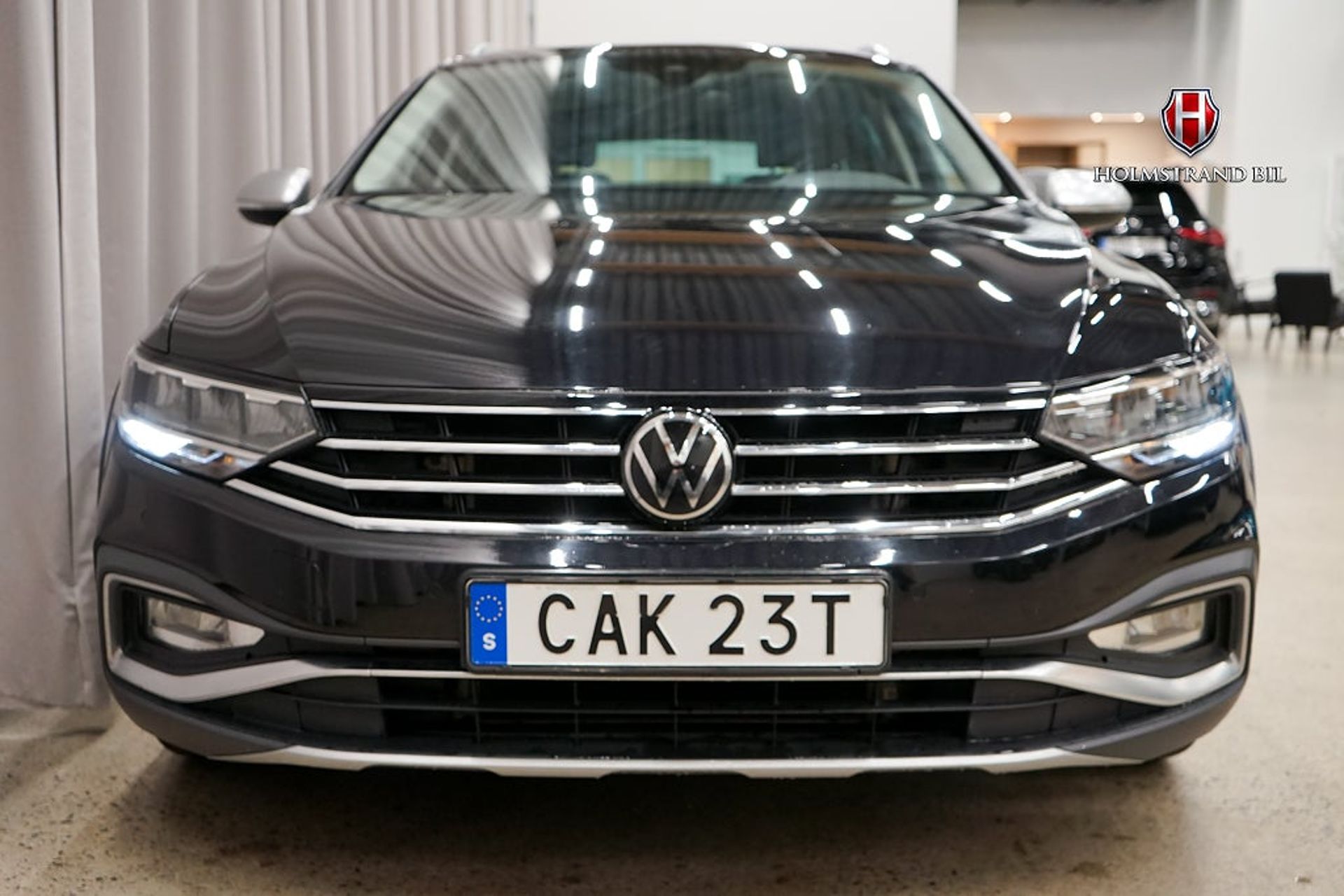 Volkswagen Passat 2024, photo 5/10
