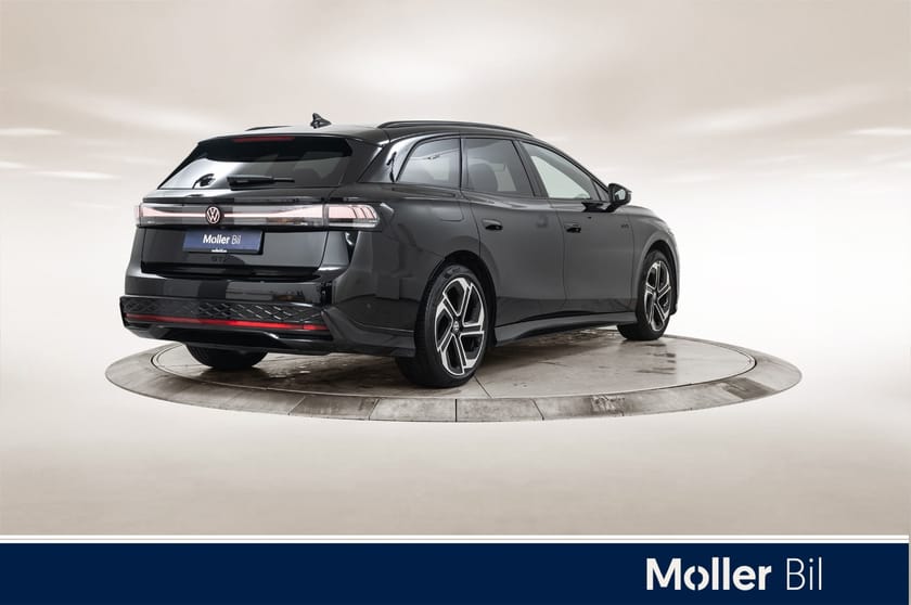 Bilde 5 av Volkswagen ID.7 GTX Tourer