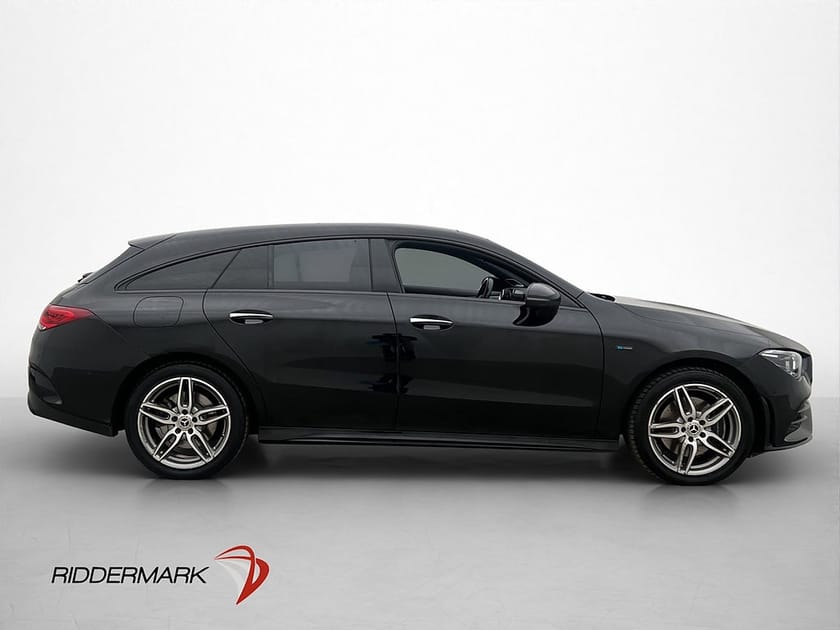 Bild 4 av Mercedes-Benz CLA 250 e Shooting Brake SB AMG Pano Burmester Värmare Drag