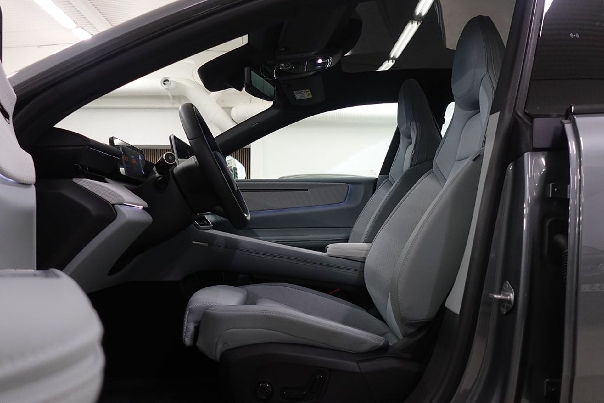 Polestar 4 2025, bild 4/10