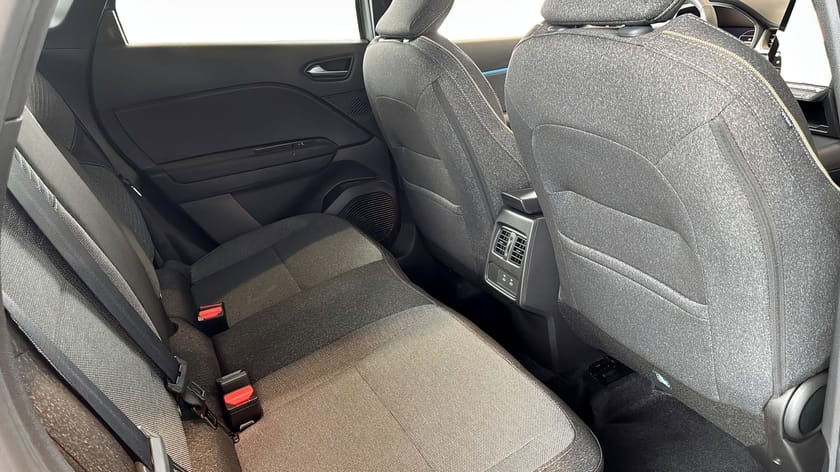 Bild 5 av Renault Captur TECHNO MILDHYBRID 140 EDC 2 490 kr/mån 2.99% Ränta
