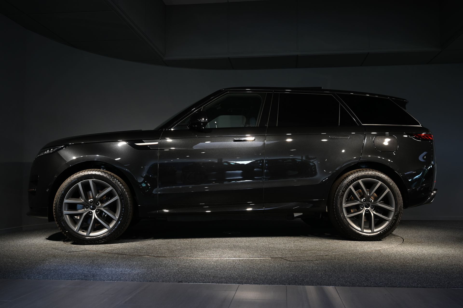 Land Rover Range Rover Sport P460e 2026, bild 3/10