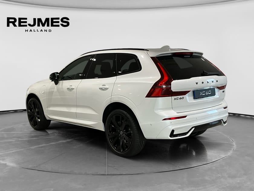 Bild 2 av Volvo XC60 T6 Plus Black Nordic Edition