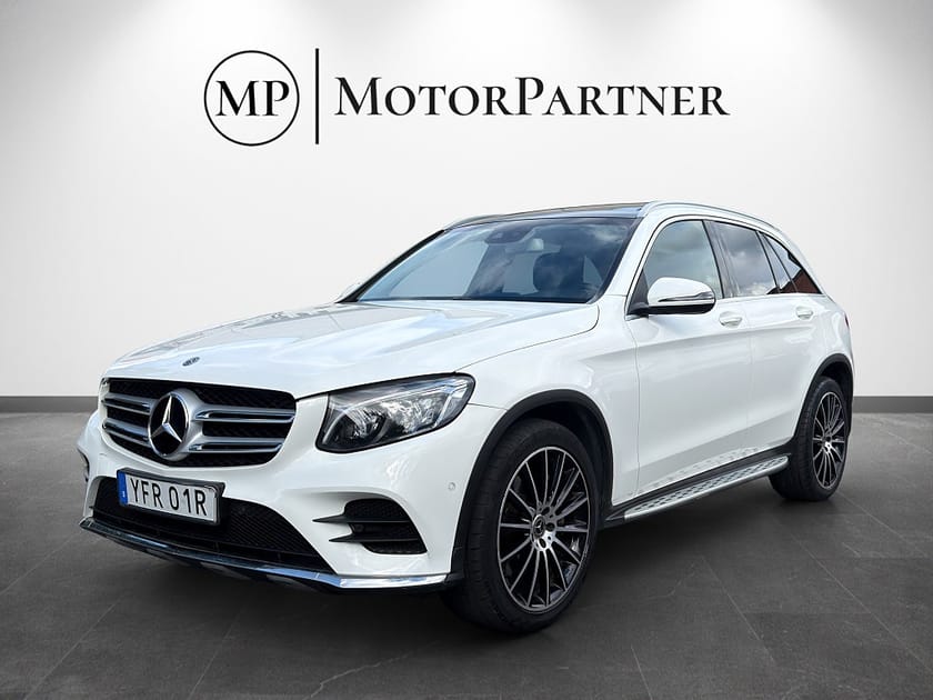 Bild 3 av Mercedes-Benz GLC 220 d 4MATIC AMG Line Pano Navi Burmester Värmare
