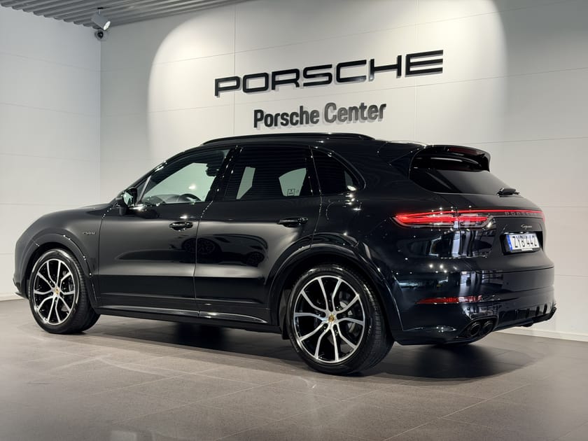 Bild 5 av Porsche Cayenne E-Hybrid SUV  Platinum Edition
