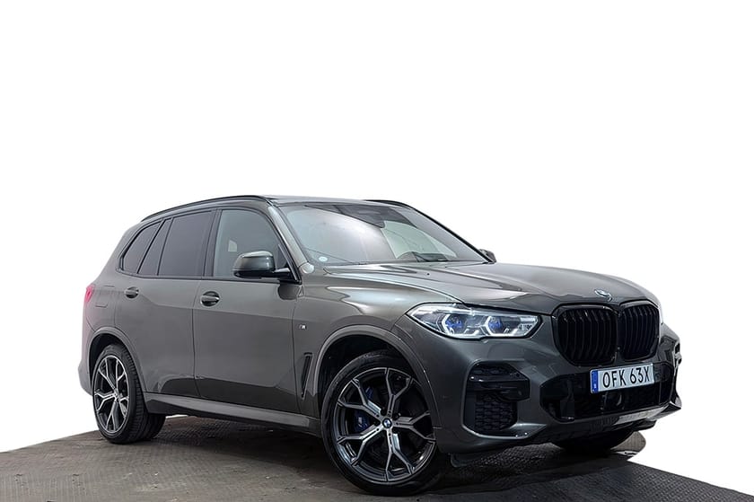 Bild 4 av BMW X5 xDrive40d M Sport Drag Pano Värmare 360° HUD B&W SeSpec