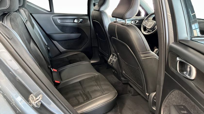Bild 5 av Volvo XC40 D4 AWD Geartronic R-Design / DRAG /
