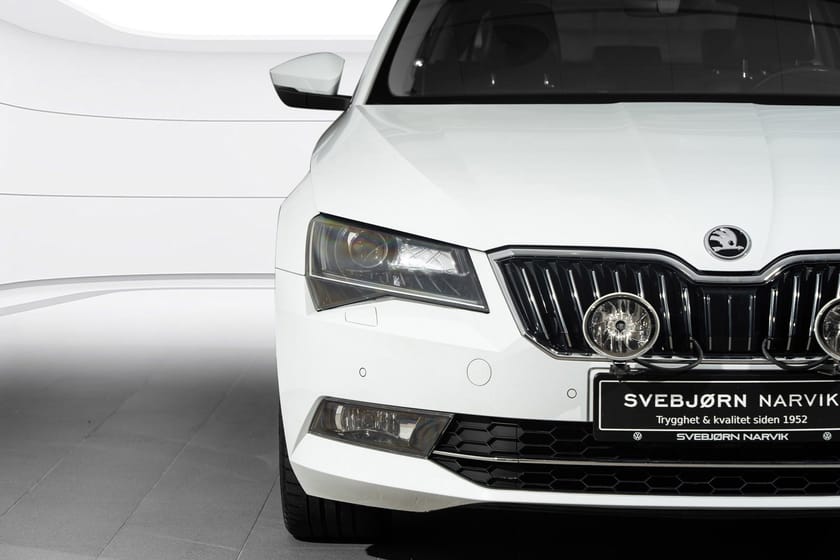 Bilde 5 av Škoda Superb Stasjonsvogn Sup 3 stv l&k tdi 190 4x4 dsg