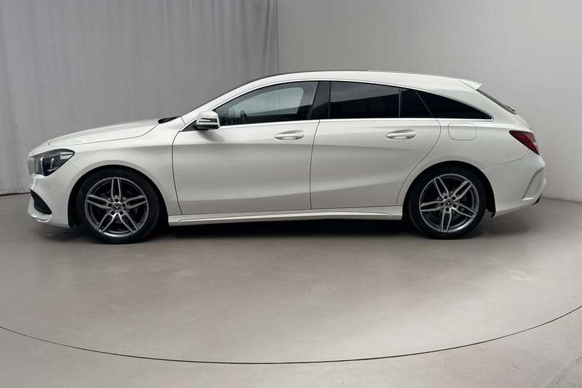 Bild 2 av Mercedes-Benz CLA 180 Shooting Brake 122hk AMG Panorama Dragkrok