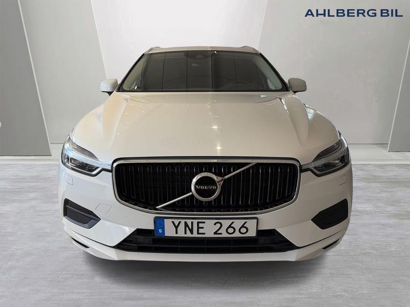 Bild 4 av Volvo XC60 D4 Momentum Edition, Teknikpaket, Klimatpaket, Dragkrok Halvautomatisk, Panoramaglastak, Läderklädsel, Navigation