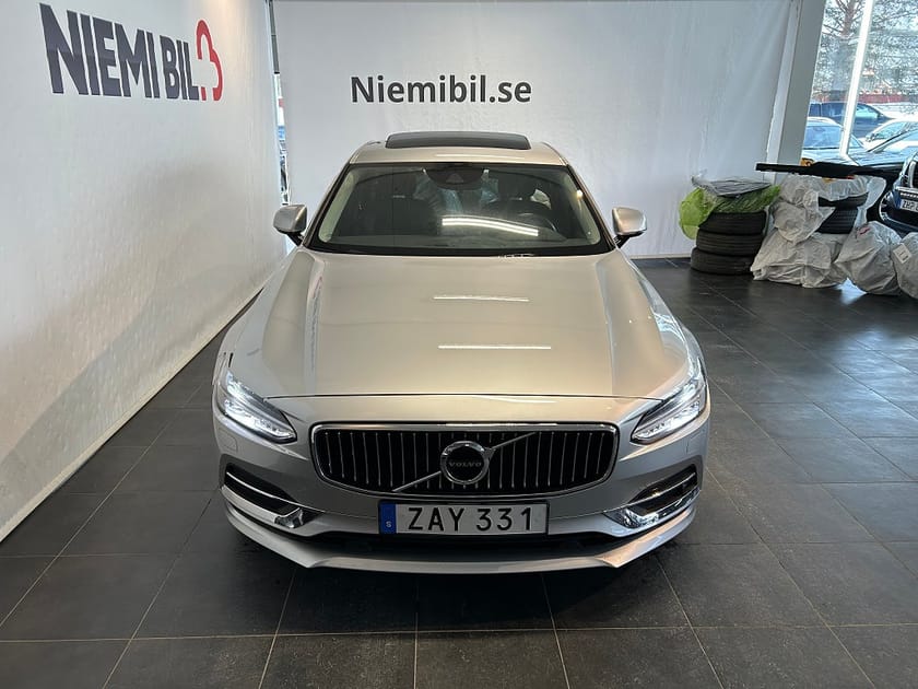 Bild 2 av Volvo S90 D4 AWD Inscription S&V-Hjul/Drag/M-värm/Kamera/Elstol