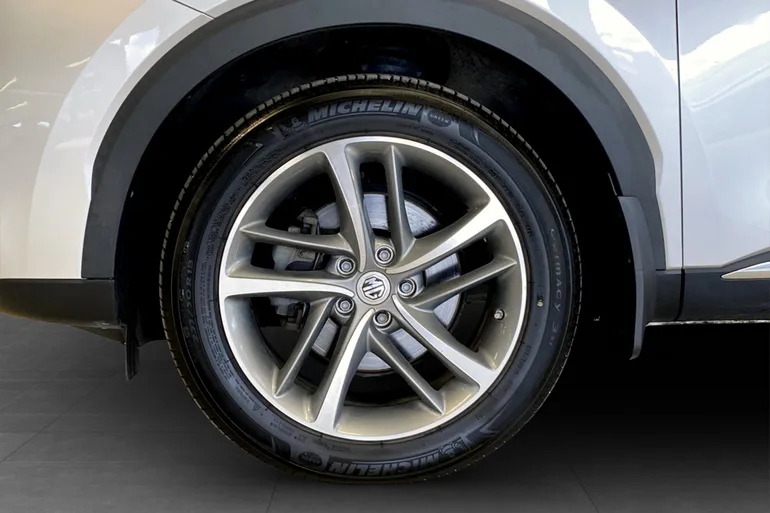 MG EHS PHEV