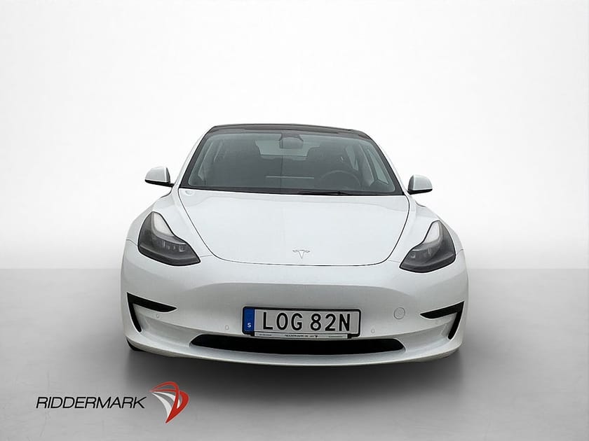 Bild 3 av Tesla Model 3 Standard Range Sv-Såld AP Pano Värmare 360°