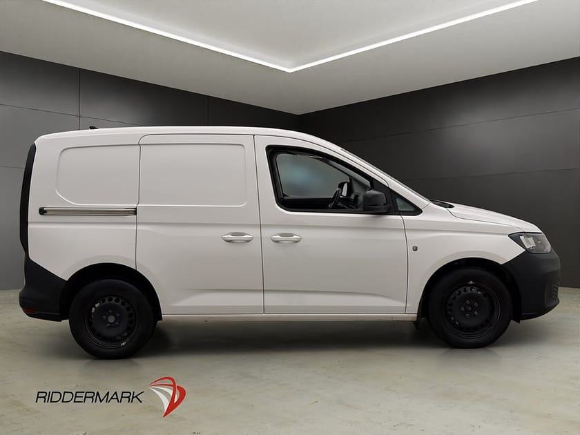 Bild 2 av Volkswagen Caddy Cargo 2.0TDI Värmare PDC Drag CARPLAY Moms