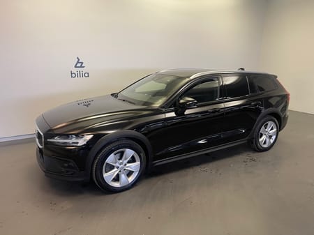 Volvo V60 Cross Country D4 AWD Advanced SE / Dragkrok / Tonade rutor / Navigation /