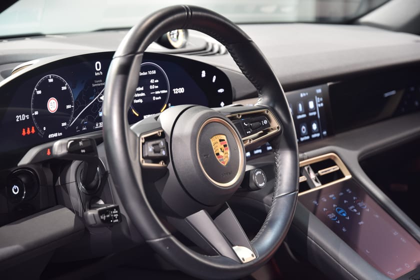 Bild 4 av Porsche Taycan 4 Cross Turismo 