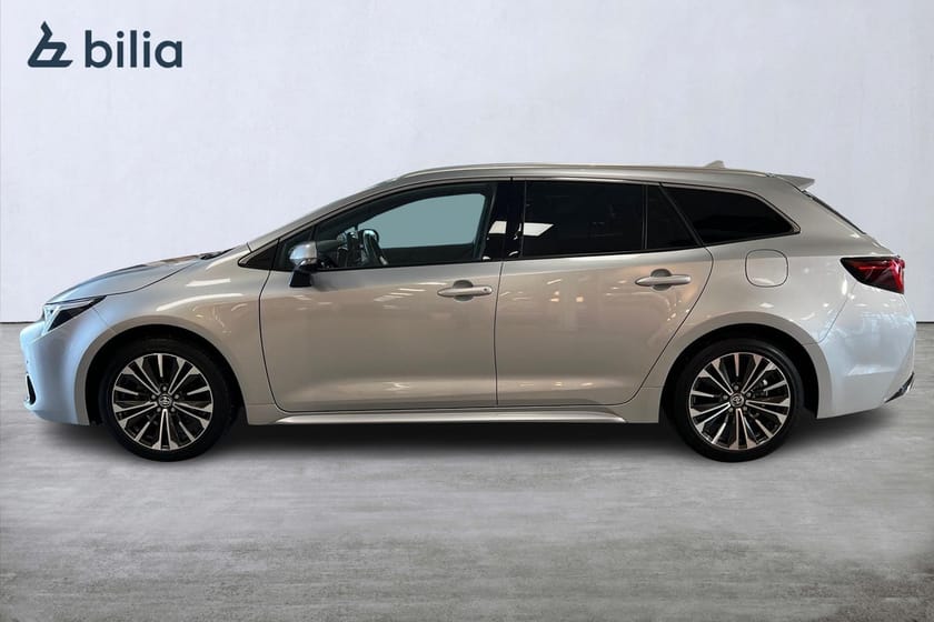 Bild 3 av Toyota Corolla Touring Sports Hybrid 1,8 Style Carplay Värmare Moms