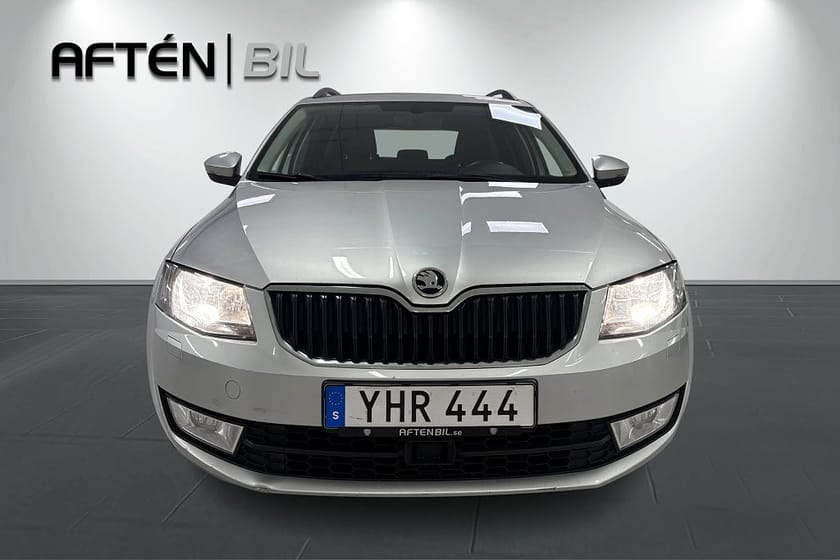 Bild 3 av Škoda Octavia Kombi Skoda 1.6 TDI / Carplay / P-Sensor
