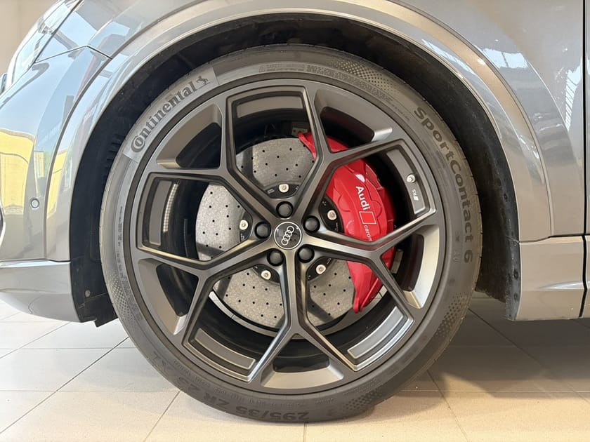 Bild 4 av Audi RS Q8 Performance 640 HK