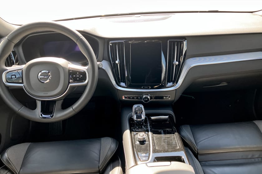 Bild 4 av Volvo V60 T6 Plus Dark Edition