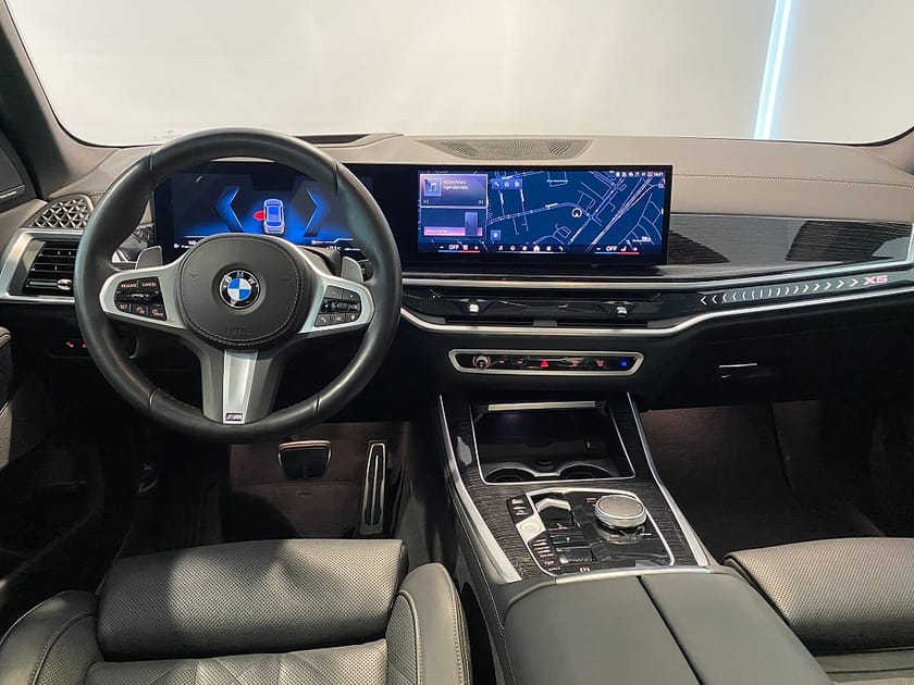 Bild 3 av BMW X5 xDrive30d 4,95% ränta M-Sport Keyless H/K 360 Kamera