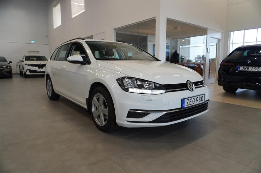 Bild 5 av Volkswagen Golf Sportscombi Drag Backkamera Adaptiv-F V-Hjul