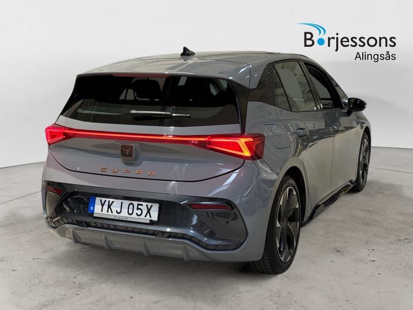 Bild 3 av CUPRA Born e-boost 58 62 kWh 231hk Backkamera & Rattvärme