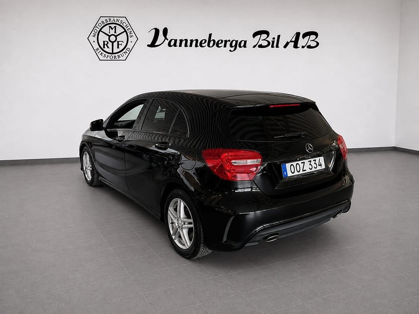 Bild 4 av Mercedes-Benz A 180 AMG Line Euro 6