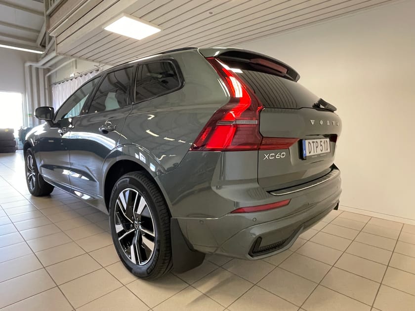 Bild 3 av Volvo XC60 T6 Plus Dark Nordic Edition H/K 360 Kamera HuD