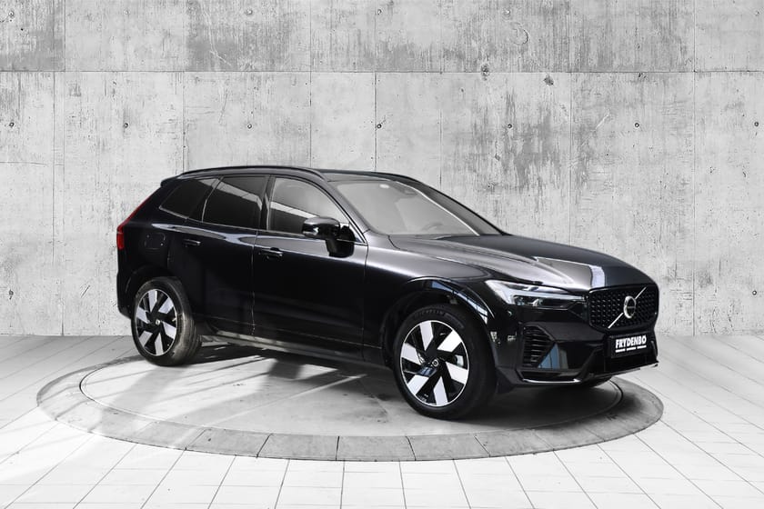 Bilde 1 av Volvo XC60 Recharge T6II Ult Dark KROK|PANO|HUD|360|H&K