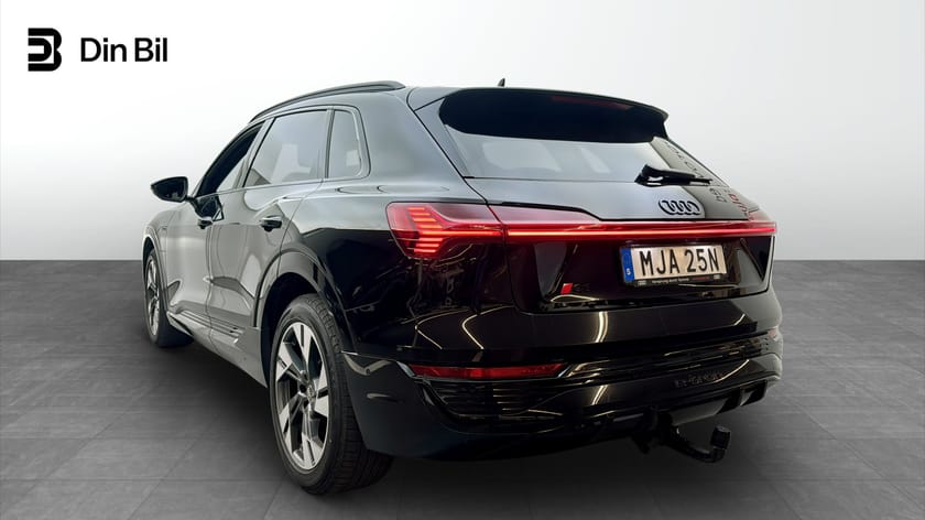 Bild 3 av Audi Q8 55 e-tron quattro 408hk S-line/360kamera/Matrix/Dr