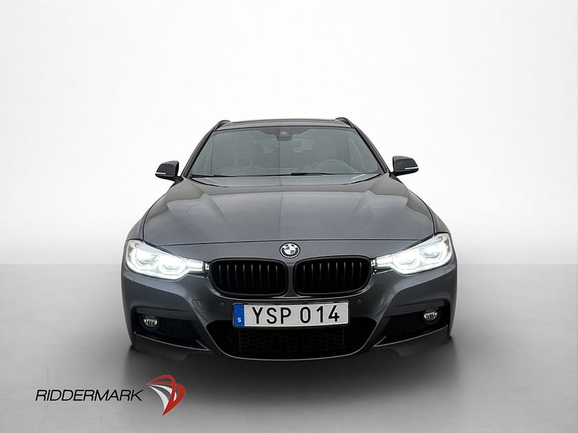 Bild 2 av BMW 330i xDrive Touring M Sport Pano H/K HuD Skinn Navi Drag