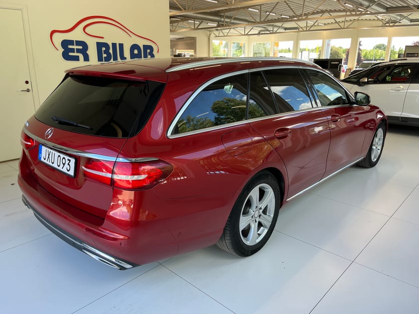 Bild 4 av Mercedes-Benz E 220 T d 
