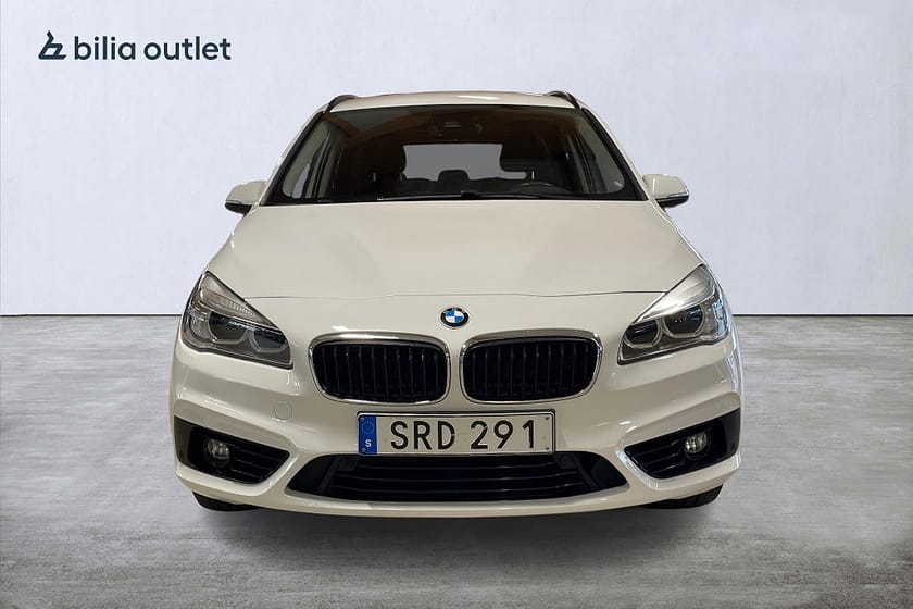 Bild 3 av BMW 218d xDrive Gran Tourer Sportline 7-sits / Drag / B-Kamera