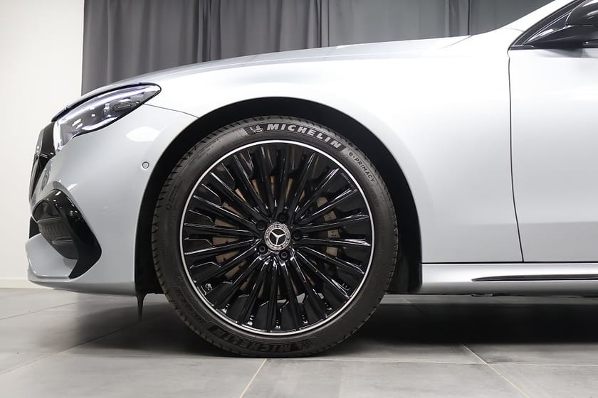 Bild 5 av Mercedes-Benz E 300 T e AMG Line Advanced Plus Hyperscreen Akustik drag