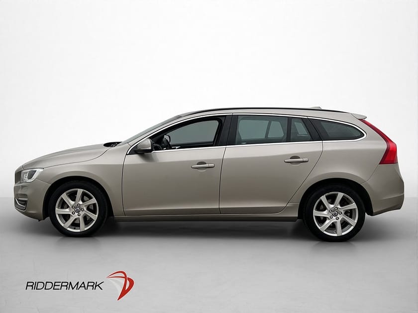 Bild 4 av Volvo V60 D4 AWD Momentum Värmare Drag Norrlandskörd