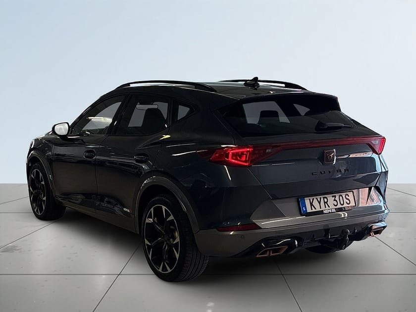 Bild 5 av CUPRA Formentor VZ e-Hybrid Drag Mvärme 360° kamera Navi Rattvärme S&V